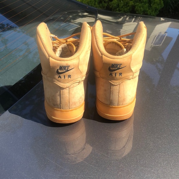 Retro Jordan 1 - Picture 4 of 4